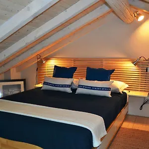 Charme And View - Bymyhomeincomo , Moltrasio Italy