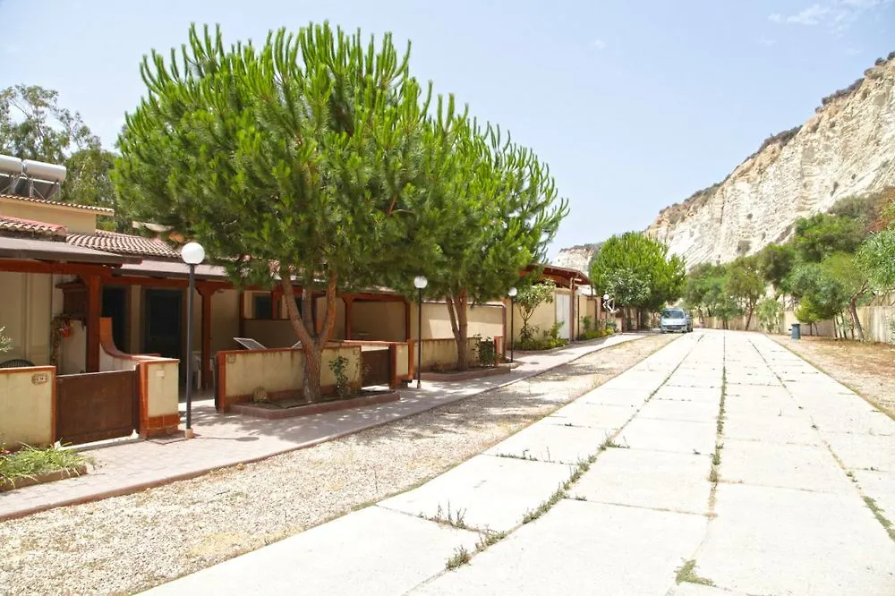 Eraclea Minoa Village Montallegro 3*,